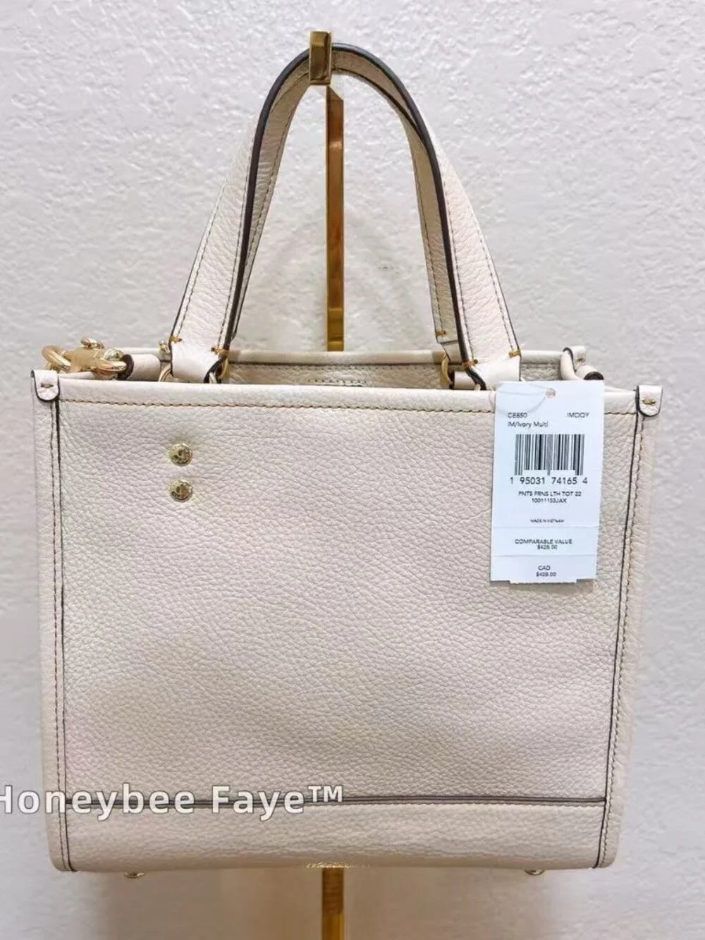 Coach nwt peanuts